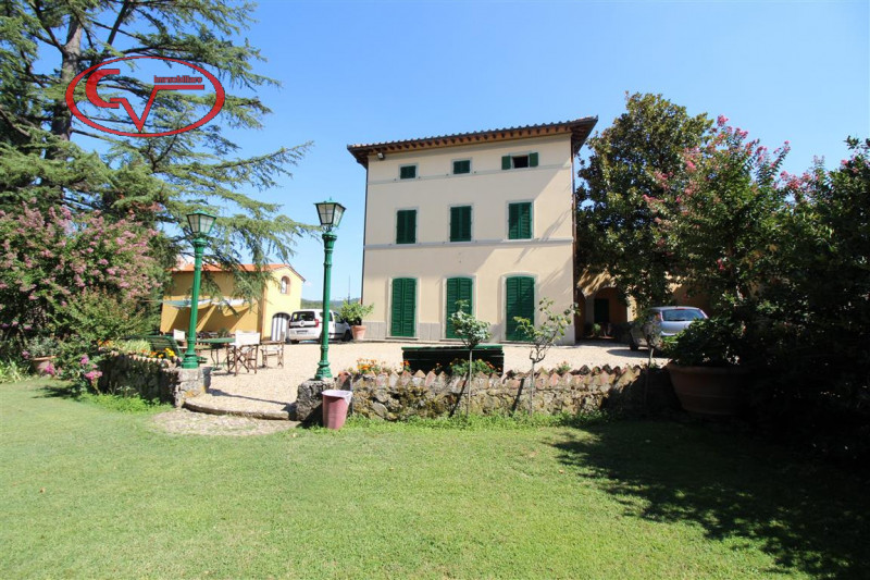 Villa in vendita a Bucine, 15 locali, zona Località: Bucine, prezzo € 1.100.000 | PortaleAgenzieImmobiliari.it