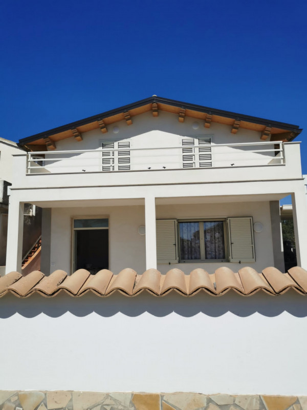 Villa in vendita a Pachino, 6 locali, prezzo € 270.000 | CambioCasa.it
