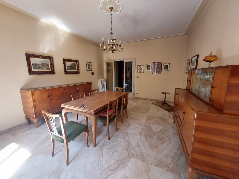 Appartamento in vendita a Perugia, 5 locali, zona ro storico, prezzo € 240.000 | PortaleAgenzieImmobiliari.it