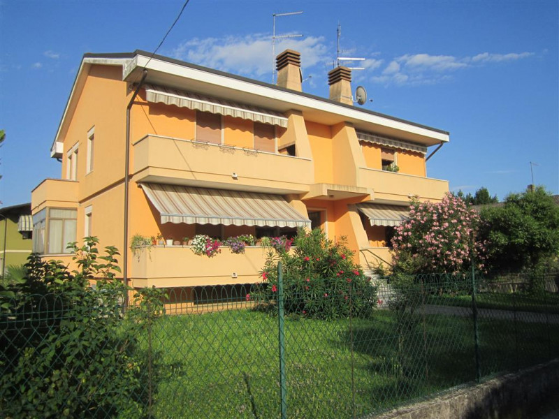 Appartamento in vendita a Camisano Vicentino, 4 locali, zona Località: Camisano Vicentino, prezzo € 125.000 | PortaleAgenzieImmobiliari.it