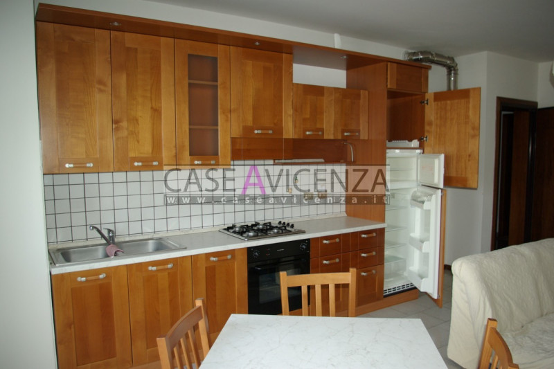Appartamento in vendita a Grisignano di Zocco, 3 locali, zona Località: Grisignano di Zocco - Centro, prezzo € 85.000 | PortaleAgenzieImmobiliari.it