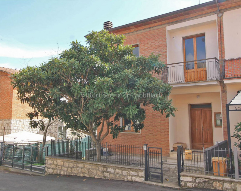 Villa Bifamiliare in vendita a Torrita di Siena, 4 locali, prezzo € 209.000 | PortaleAgenzieImmobiliari.it