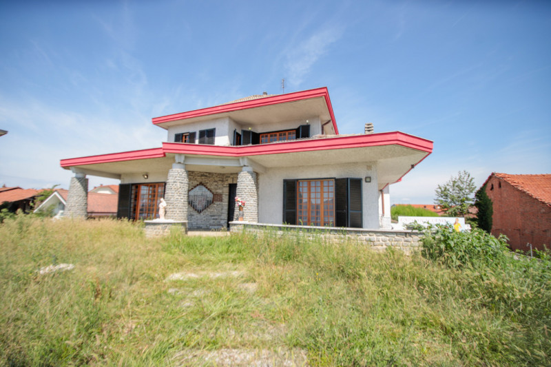 Villa in vendita a Volpiano, 6 locali, zona Località: Volpiano, prezzo € 520.000 | PortaleAgenzieImmobiliari.it