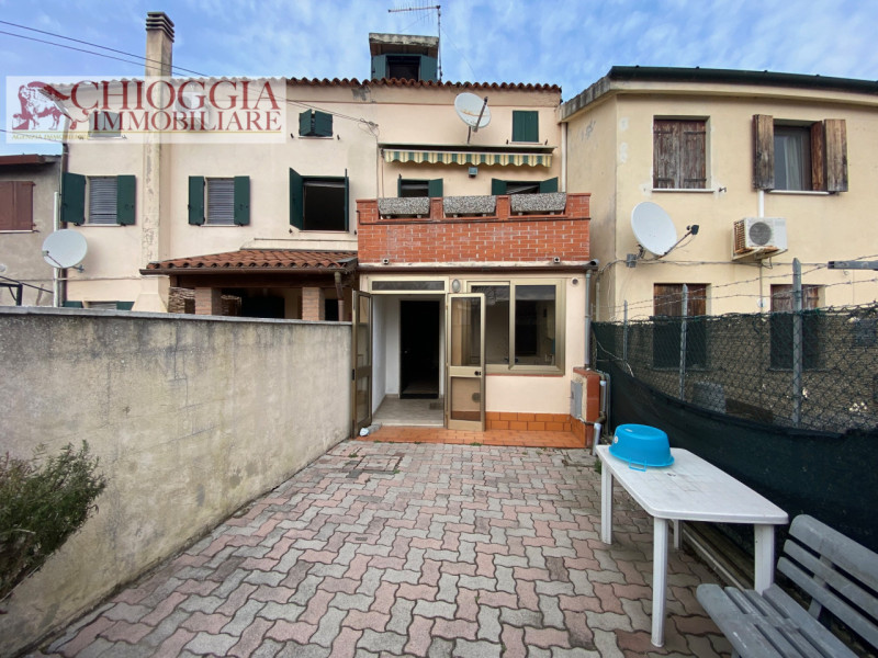 Villa a Schiera in vendita a Chioggia, 4 locali, zona Località: Canal di Valle, prezzo € 150.000 | PortaleAgenzieImmobiliari.it
