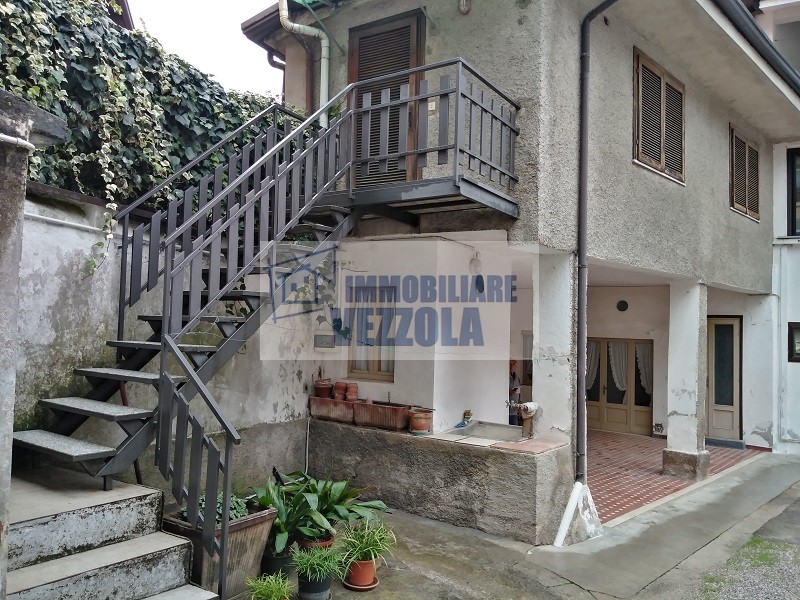 Rustico / Casale in vendita a Polpenazze del Garda, 5 locali, prezzo € 160.000 | PortaleAgenzieImmobiliari.it