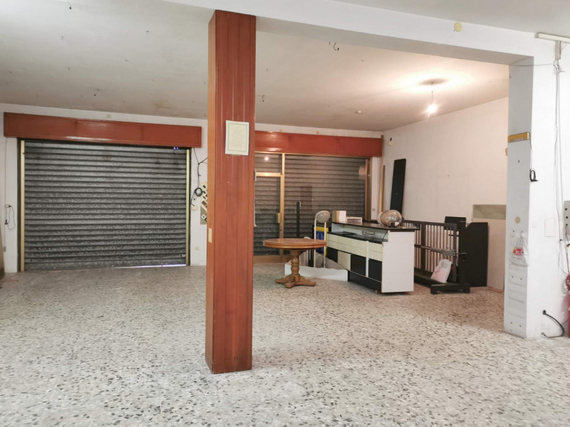 Negozio / Locale in vendita a Albaredo d'Adige, 9999 locali, prezzo € 70.000 | PortaleAgenzieImmobiliari.it