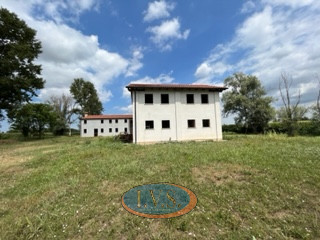 Rustico / Casale in vendita a Piazzola sul Brenta - Zona: Tremignon