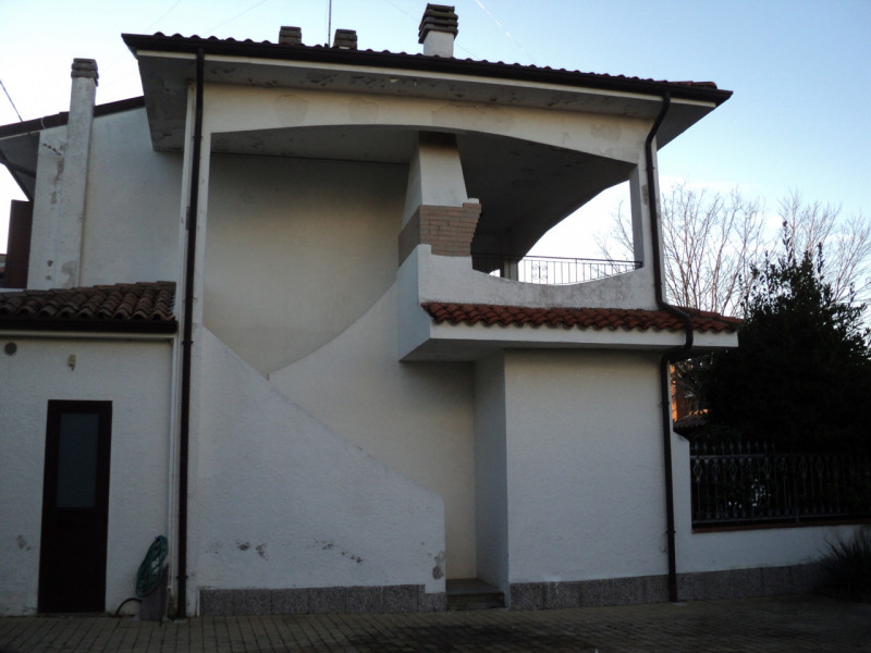 A Comacchio in Vendita Villa a Schiera