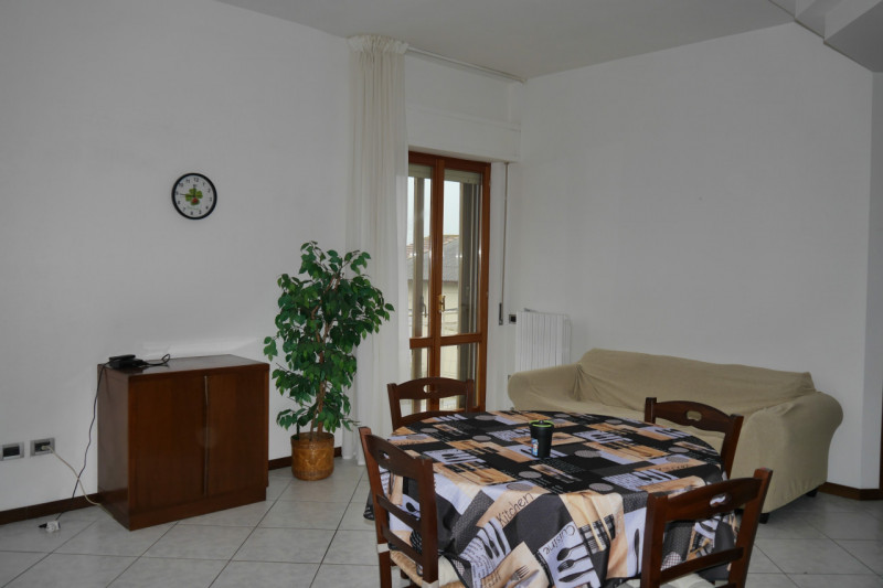 Appartamento in vendita a Ostra, 2 locali, zona Località: Ostra - Centro, prezzo € 75.000 | PortaleAgenzieImmobiliari.it
