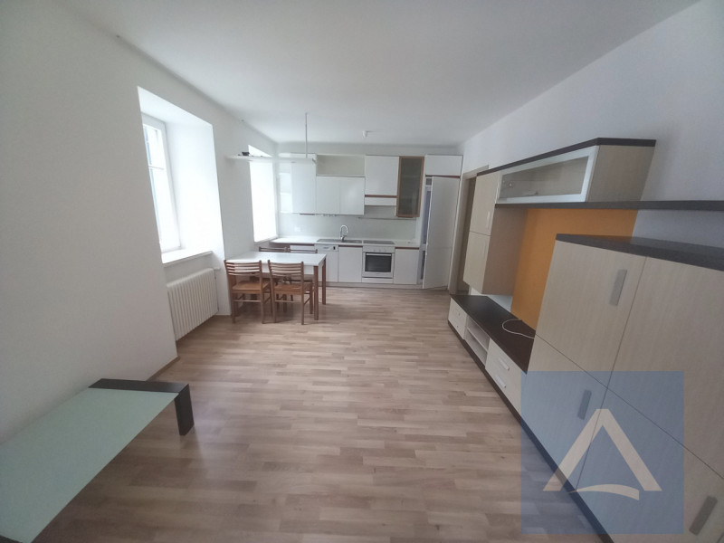 Appartamento in vendita a Egna, 2 locali, zona etti, prezzo € 198.000 | PortaleAgenzieImmobiliari.it