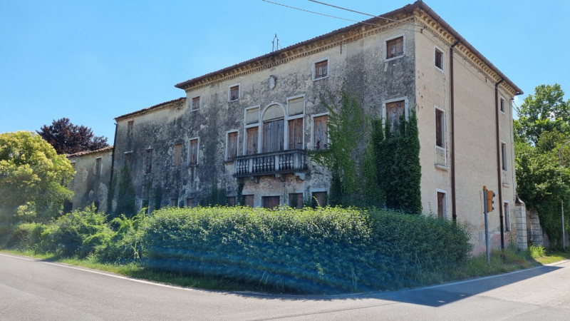 Villa in vendita a Stra, 6 locali, zona Pietro di Stra, prezzo € 270.000 | PortaleAgenzieImmobiliari.it