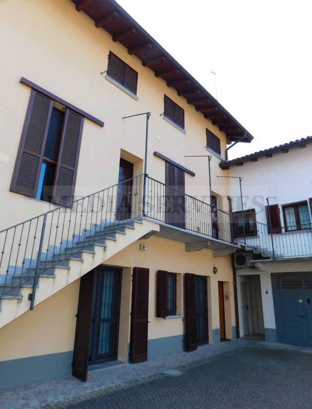 Appartamento in vendita a Garlasco, 3 locali, zona Località: Garlasco - Centro, prezzo € 93.000 | CambioCasa.it