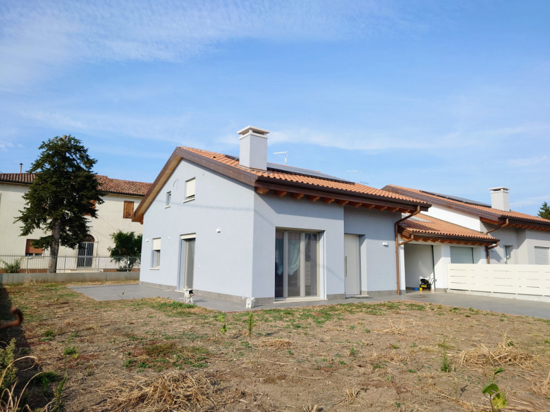 Villa Bifamiliare in vendita a Cologna Veneta, 5 locali, prezzo € 299.000 | PortaleAgenzieImmobiliari.it