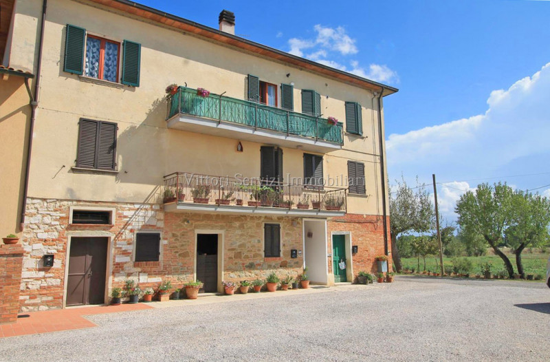 Villa Bifamiliare in vendita a Torrita di Siena, 4 locali, prezzo € 198.000 | PortaleAgenzieImmobiliari.it