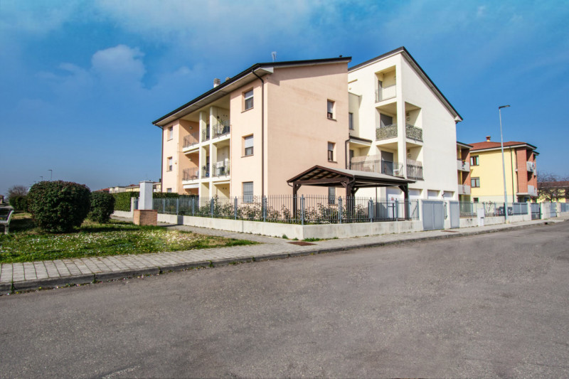 Appartamento in vendita a Soragna, 5 locali, zona Località: Soragna, prezzo € 199.000 | PortaleAgenzieImmobiliari.it