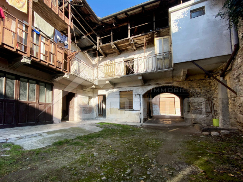 Appartamento in vendita a Gozzano, 3 locali, prezzo € 35.000 | PortaleAgenzieImmobiliari.it