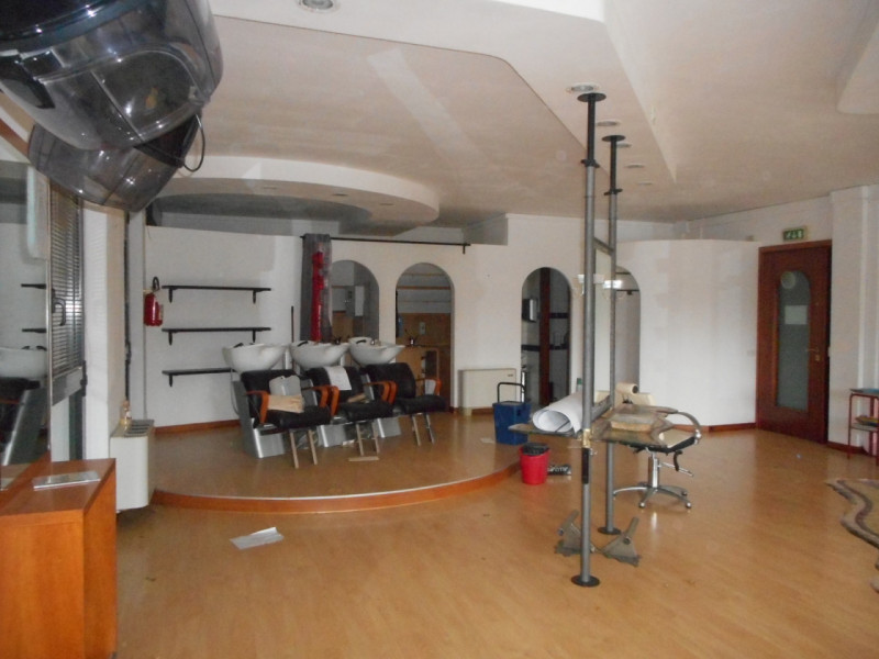 Ufficio / Studio in vendita a Montecchio Maggiore, 9999 locali, zona Località: Montecchio Maggiore - Centro, prezzo € 160.000 | PortaleAgenzieImmobiliari.it