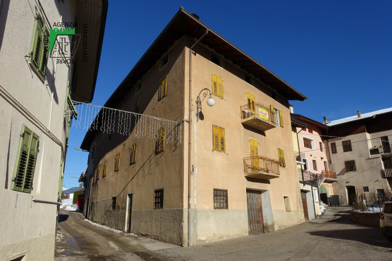 Appartamento in vendita a Predaia, 6 locali, zona Località: Segno, prezzo € 190.000 | PortaleAgenzieImmobiliari.it