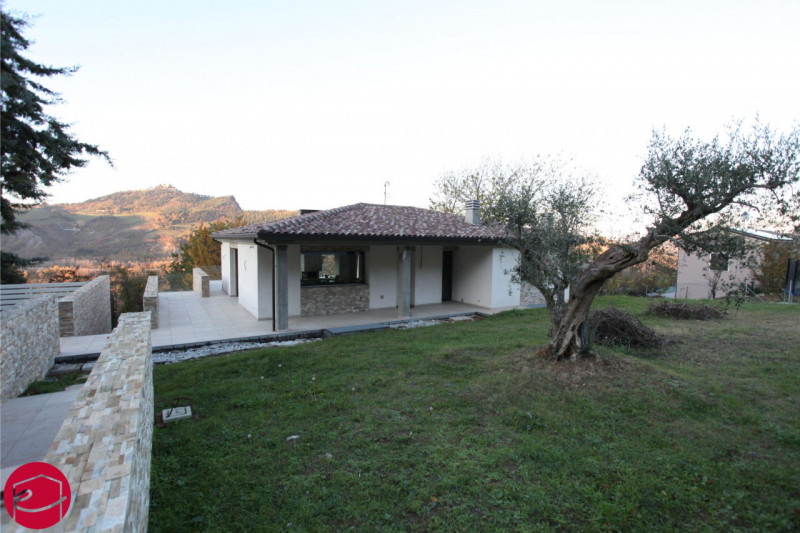 Villa in vendita a San Leo, 5 locali, zona Località: San Leo, prezzo € 580.000 | PortaleAgenzieImmobiliari.it