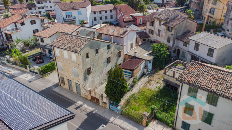 Villa in vendita a Cervignano del Friuli, 4 locali, zona Località: Cervignano del Friuli - Centro, prezzo € 29.000 | PortaleAgenzieImmobiliari.it