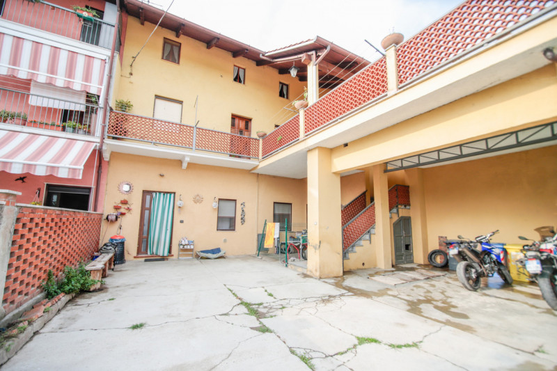 Appartamento in vendita a Chivasso, 3 locali, zona egiove, prezzo € 99.000 | PortaleAgenzieImmobiliari.it