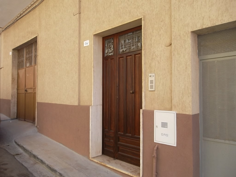 Appartamento in vendita a Matino, 5 locali, zona Località: Matino - Centro, prezzo € 85.000 | PortaleAgenzieImmobiliari.it
