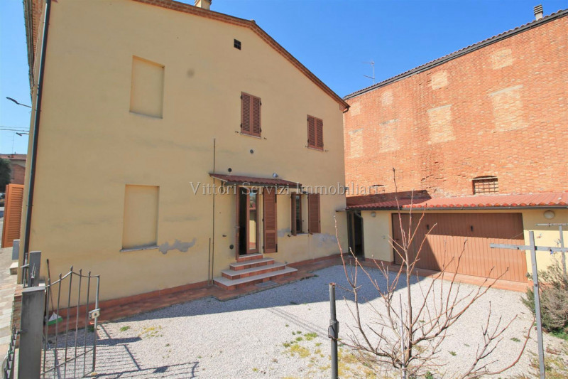 Villa Bifamiliare in vendita a Torrita di Siena, 6 locali, prezzo € 149.000 | PortaleAgenzieImmobiliari.it