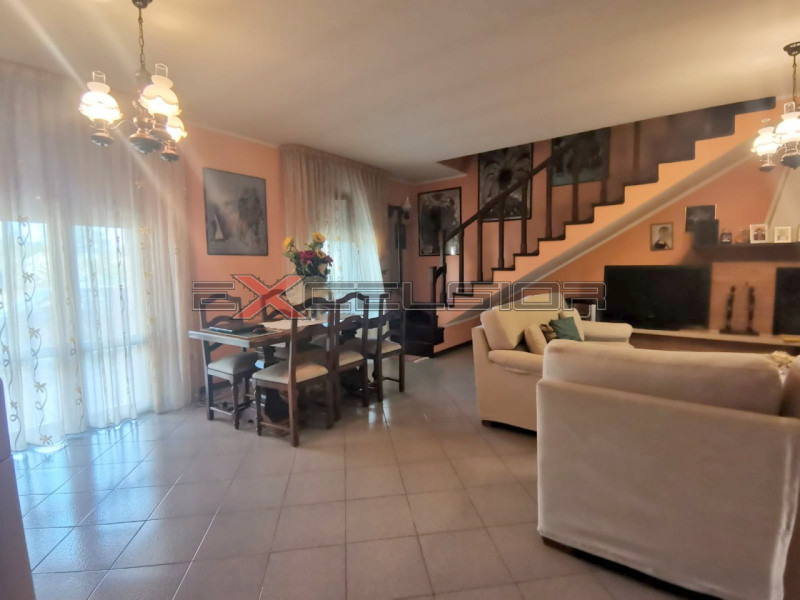 Villa in vendita a Ariano nel Polesine, 4 locali, Trattative riservate | PortaleAgenzieImmobiliari.it