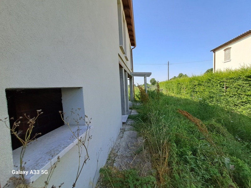 Villa a Schiera in vendita a Fossò, 4 locali, zona Località: Sandon, prezzo € 85.000 | PortaleAgenzieImmobiliari.it