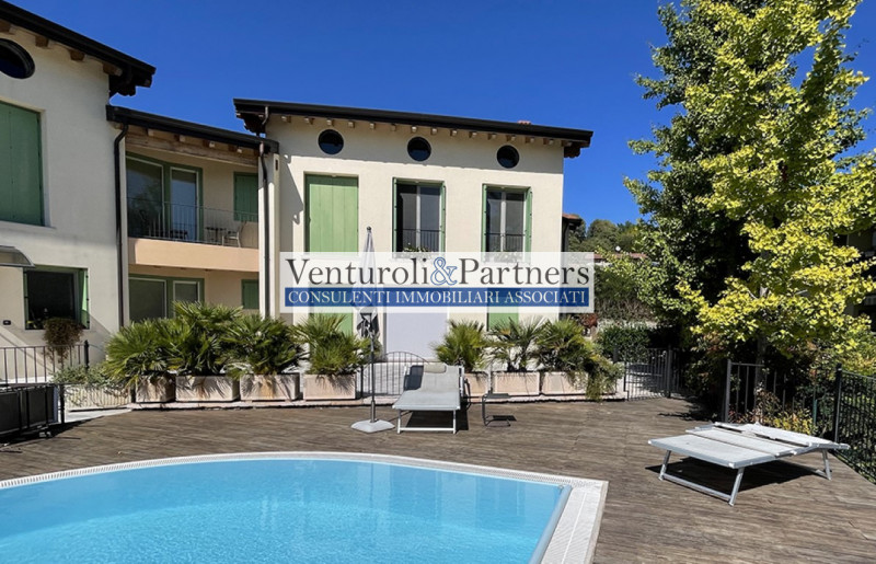 Appartamento in vendita a Solferino, 4 locali, prezzo € 398.000 | PortaleAgenzieImmobiliari.it
