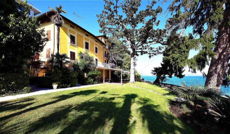 Villa in vendita a Manerba del Garda, 5 locali, prezzo € 8.000.000 | PortaleAgenzieImmobiliari.it