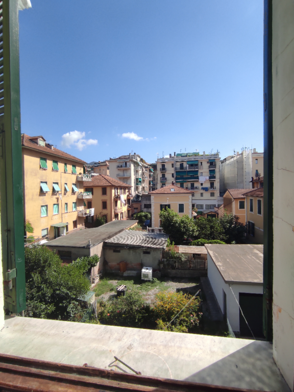 Appartamento in vendita a Rapallo, 4 locali, zona Località: Rapallo, prezzo € 220.000 | CambioCasa.it