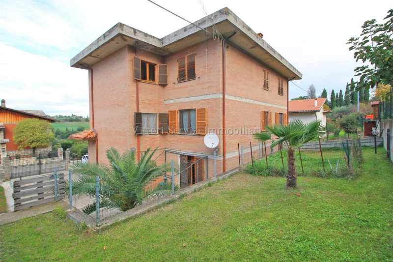 Appartamento in vendita a Torrita di Siena, 3 locali, prezzo € 179.000 | PortaleAgenzieImmobiliari.it
