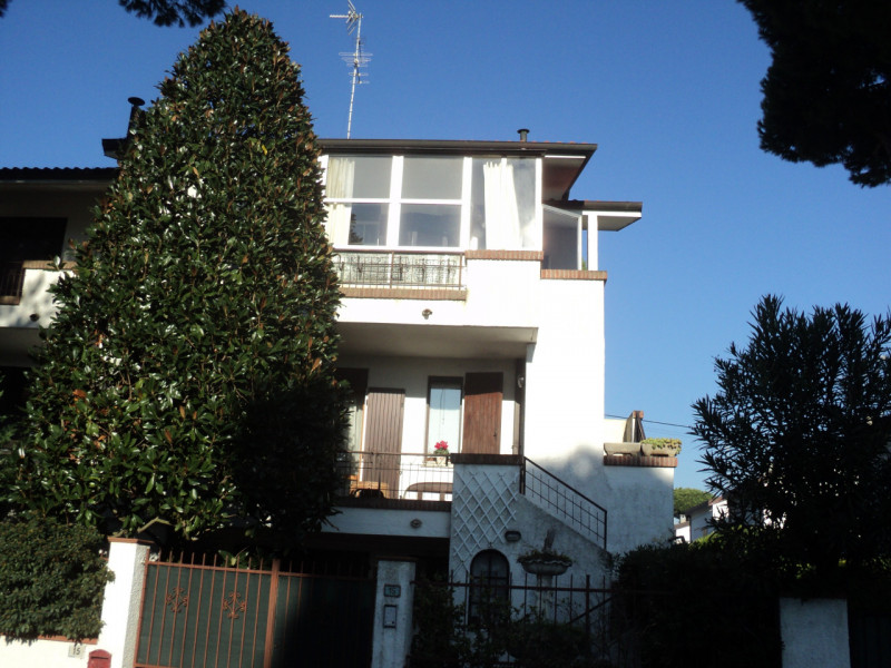 Villa a Schiera in vendita a Comacchio, 5 locali, zona Zona: Lido di Spina, prezzo € 179.000 | CambioCasa.it