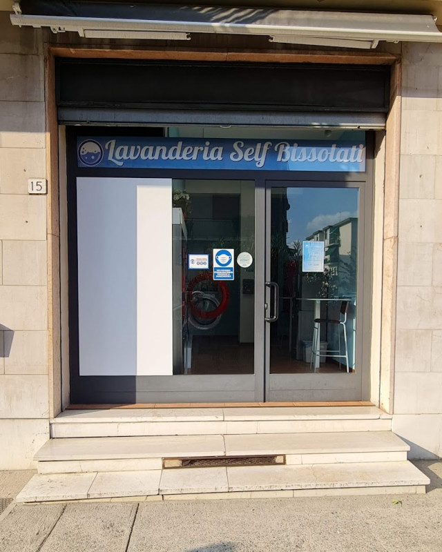 Immobile Commerciale in vendita a Brescia - Zona: Via Cremona / Via Volta