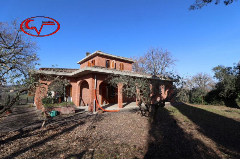 Villa in vendita a Bucine, 7 locali, prezzo € 390.000 | PortaleAgenzieImmobiliari.it