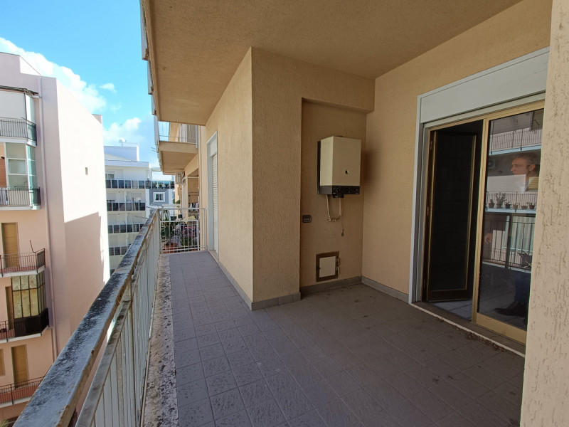 Appartamento in vendita a Milazzo, 3 locali, zona Località: Milazzo - Centro, prezzo € 158.112 | PortaleAgenzieImmobiliari.it
