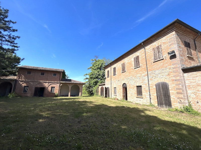 Villa in vendita a Cesena - Zona: San Carlo