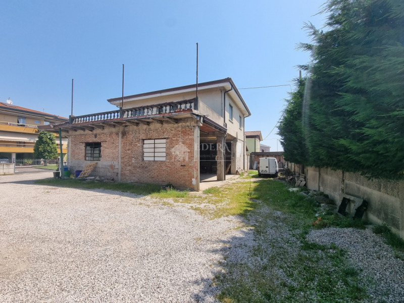 Villa in vendita a Casalserugo, 3 locali, zona Località: Casalserugo - Centro, prezzo € 109.000 | PortaleAgenzieImmobiliari.it