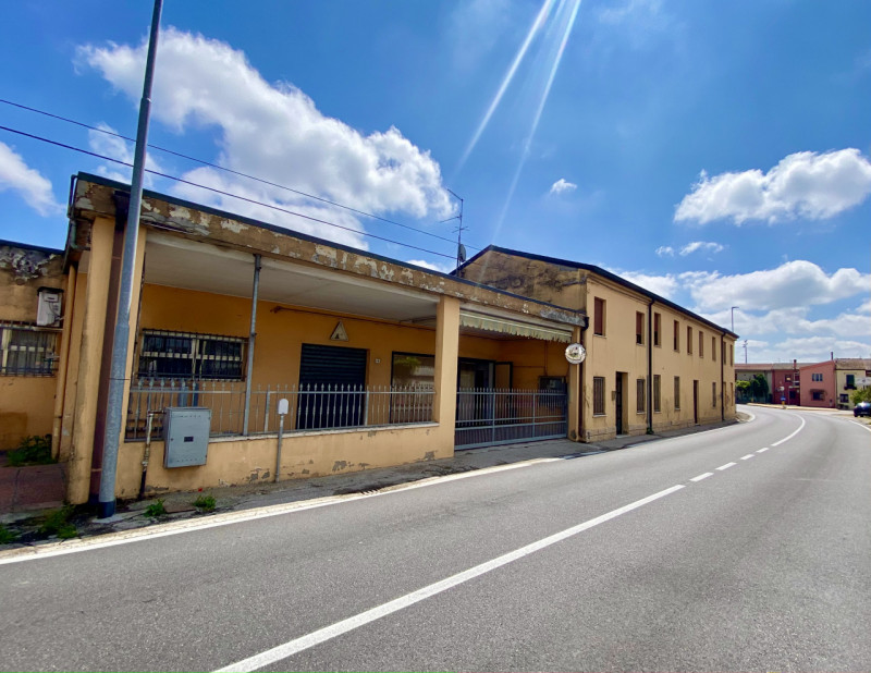 Altro in vendita a Roverchiara, 5 locali, zona Località: Roverchiara - Centro, prezzo € 107.000 | PortaleAgenzieImmobiliari.it