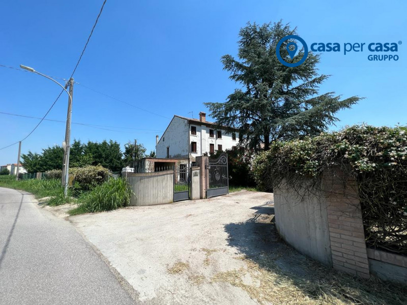 Villa Bifamiliare in vendita a Ariano nel Polesine, 3 locali, zona iara, prezzo € 12.000 | PortaleAgenzieImmobiliari.it