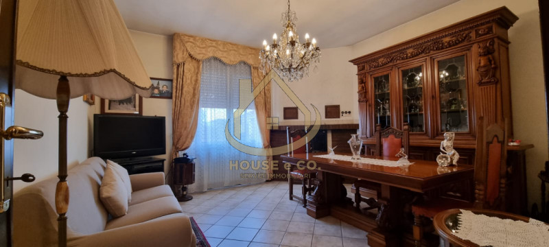 Villa Bifamiliare in vendita a Vigevano, 6 locali, zona Località: Vigevano, prezzo € 330.000 | PortaleAgenzieImmobiliari.it