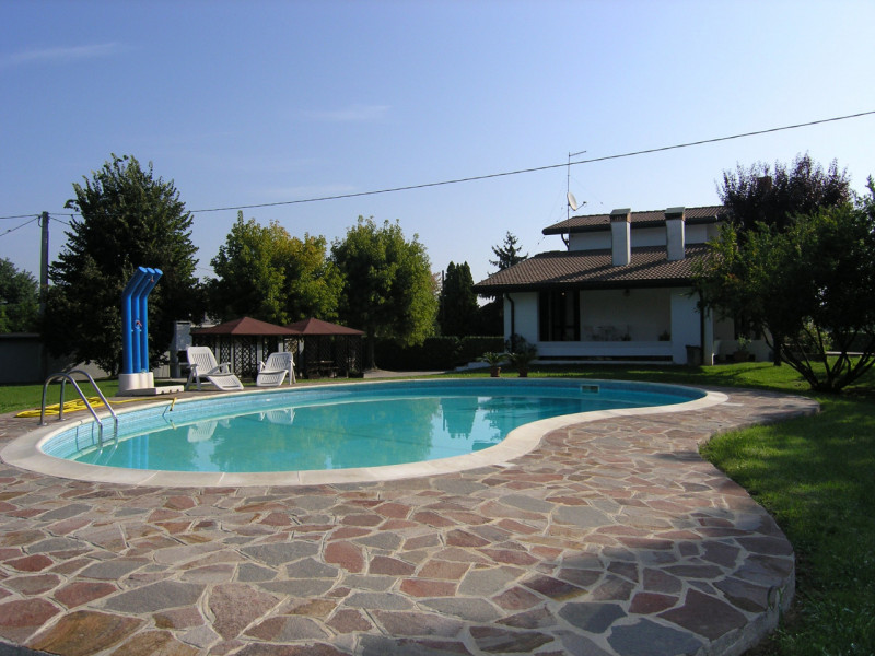 Villa in vendita a Loreggia, 7 locali, zona Località: Loreggia, prezzo € 430.000 | PortaleAgenzieImmobiliari.it
