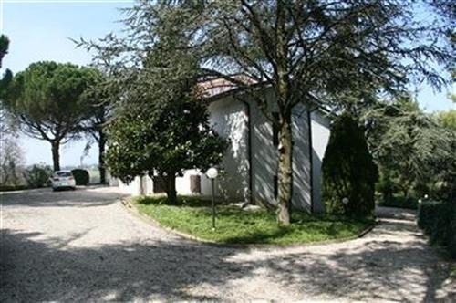 Villa in vendita a Fano, 8 locali, zona Località: Fano, prezzo € 500.000 | PortaleAgenzieImmobiliari.it