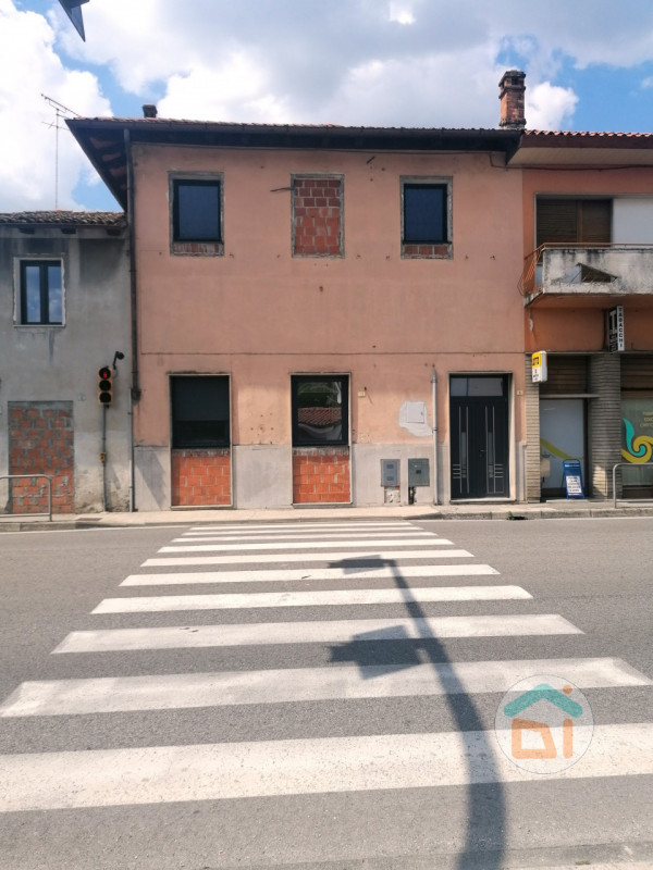 Appartamento in vendita a Fogliano Redipuglia, 4 locali, zona iano, prezzo € 120.000 | PortaleAgenzieImmobiliari.it