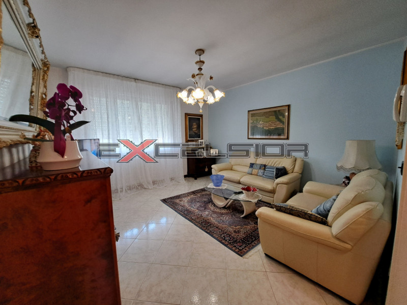 Appartamento in vendita a Cavarzere, 4 locali, zona Località: Cavarzere, prezzo € 80.000 | PortaleAgenzieImmobiliari.it