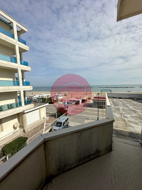 Appartamento in vendita a Bellaria Igea Marina, 5 locali, zona aria, prezzo € 360.000 | PortaleAgenzieImmobiliari.it