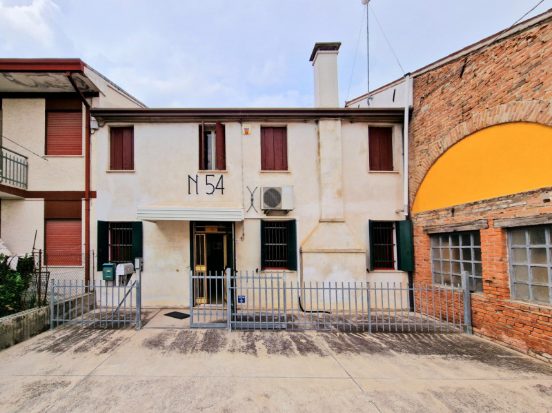 Villa a Schiera in vendita a Megliadino San Vitale - Zona: Megliadino San Vitale