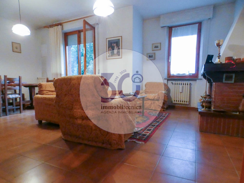 Appartamento in vendita a Arezzo, 5 locali, zona tino, prezzo € 120.000 | PortaleAgenzieImmobiliari.it