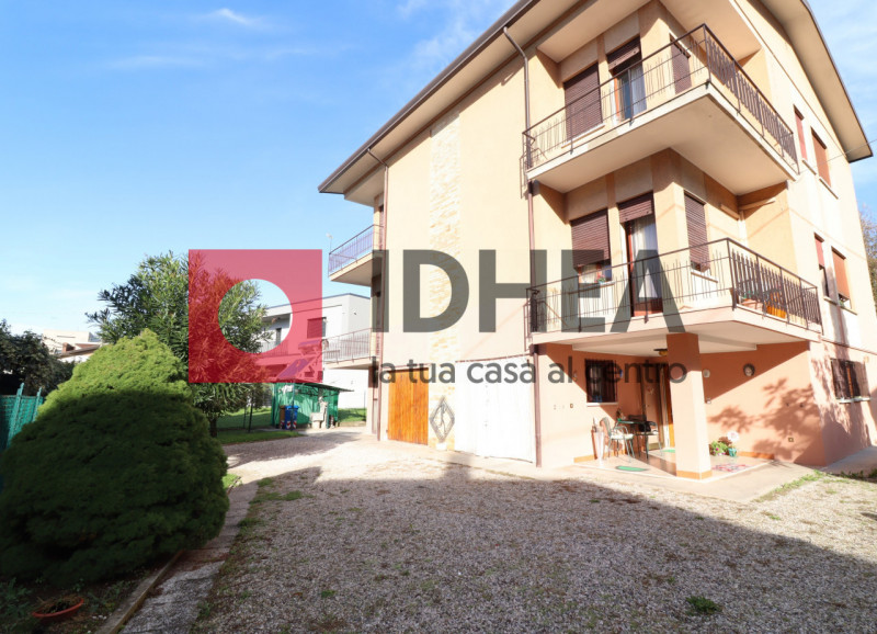 Villa Bifamiliare in vendita a Treviso, 5 locali, zona i Mura, prezzo € 199.000 | PortaleAgenzieImmobiliari.it